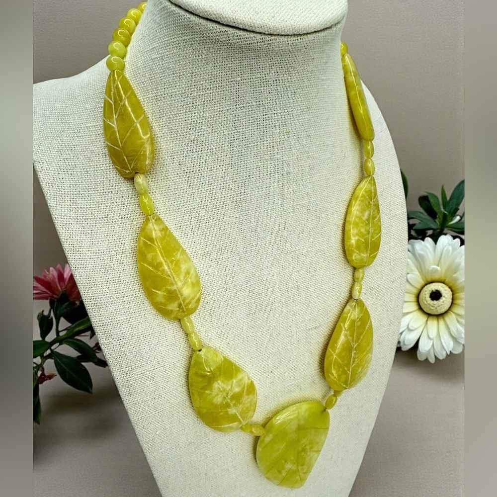 Jay King Yellow Bauhinia Carved Leaf Sterling Necklace 87.6g Vietnam 18-20” EUC